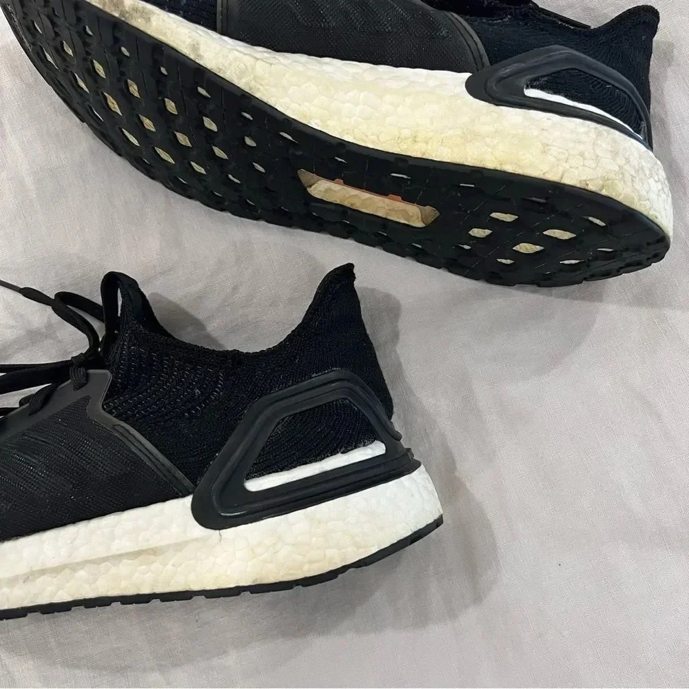 ADIDAS ULTRA Boost Sneakers